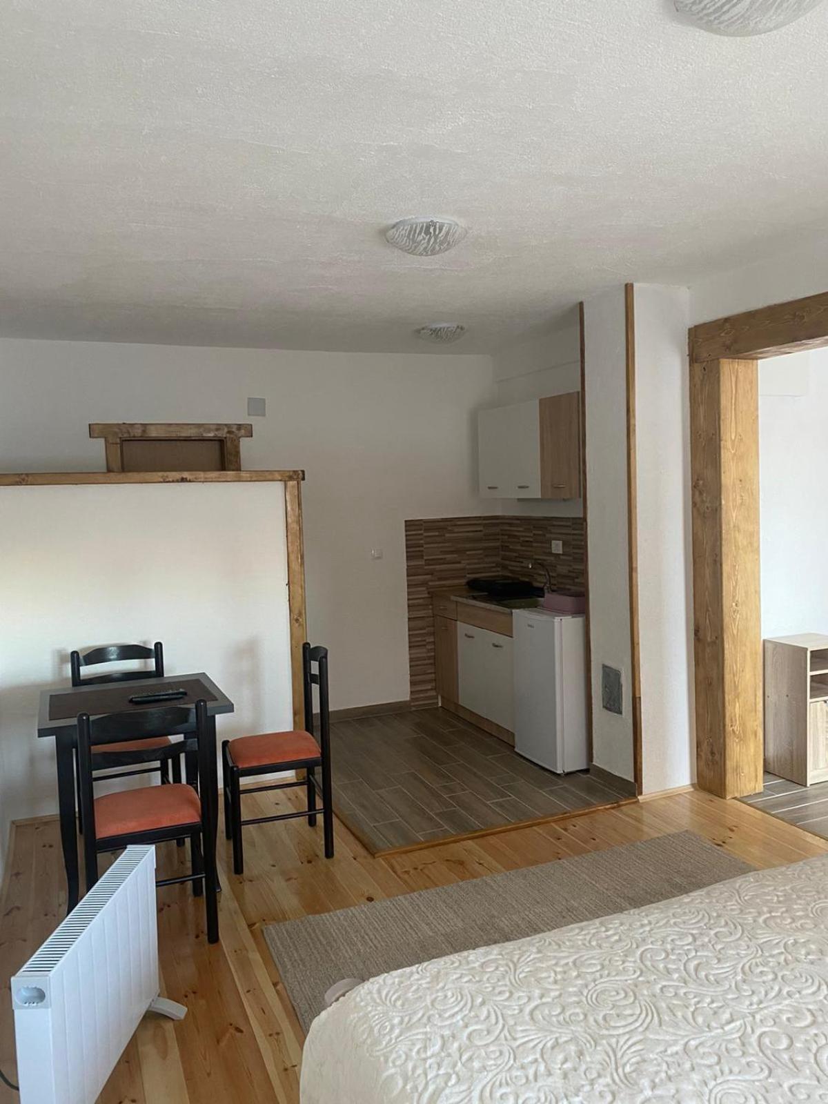 Studio Apartmani V&V Žabljak Esterno foto
